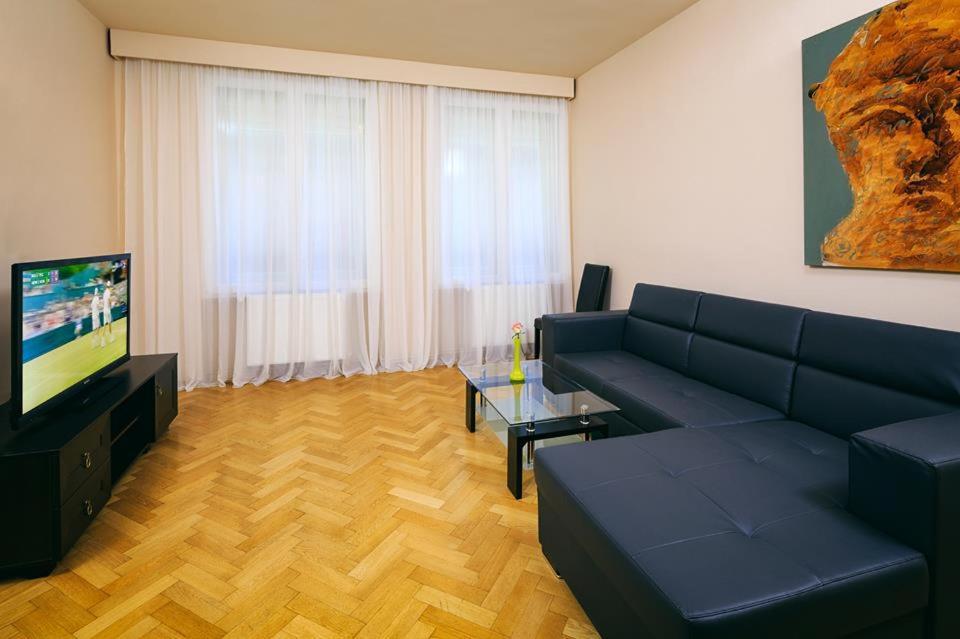 Schiller Apartment - Old Town Sibiu Luaran gambar