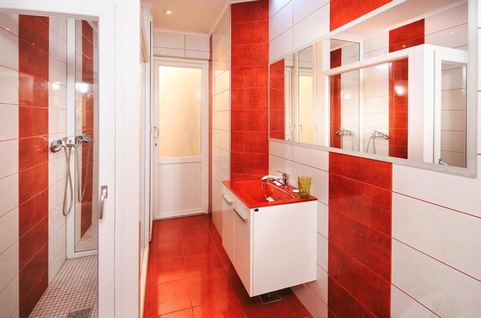 Schiller Apartment - Old Town Sibiu Luaran gambar